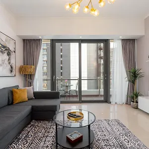 Apartment Silverene Towers - Of Choice, Dubai